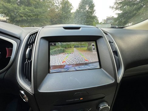 Used 2015 Ford Edge SEL w/ Equipment Group 201A image 18