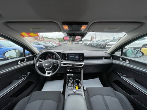 Used 2021 Kia K5 LXS image 9