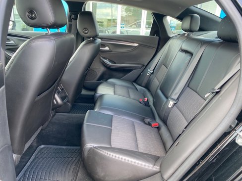 Used 2016 Chevrolet Impala LT image 18