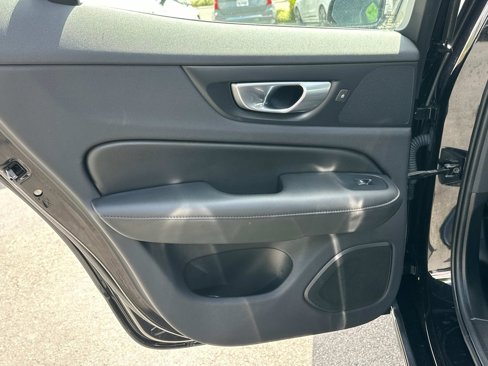 Certified 2024 Volvo S60 B5 Core image 19