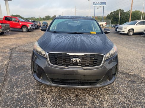 Used 2019 Kia Sorento LX w/ LX Convenience Package image 2
