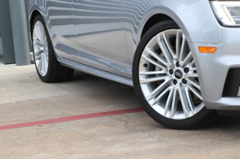 Used 2017 Audi A4 2.0T Premium Plus w/ Premium Plus Package image 3