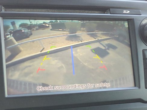 Used 2018 Nissan Titan SV w/ SV Convenience Package image 29