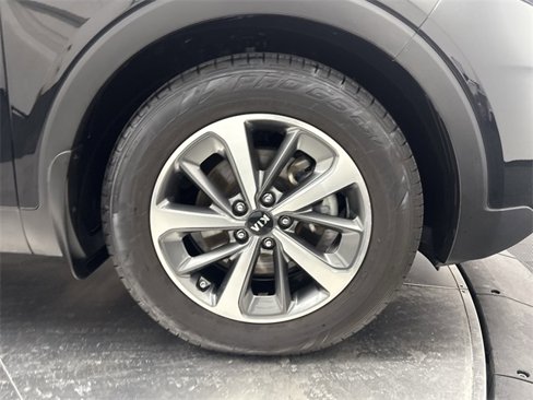 Used 2019 Kia Sorento EX image 11