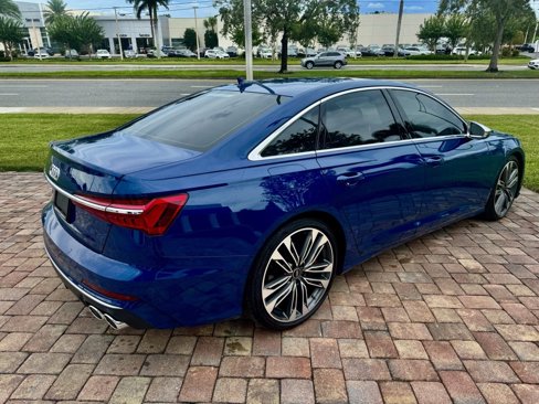Used 2025 Audi S6 Prestige w/ Prestige Package image 7