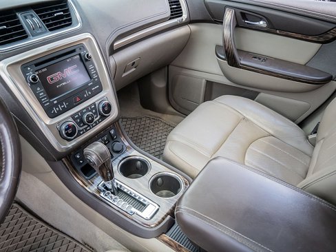 Used 2014 GMC Acadia Denali image 29