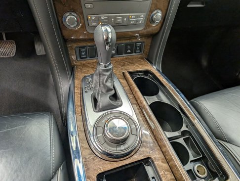 Used 2017 INFINITI QX80 4WD w/ Driver Assistance Package image 20