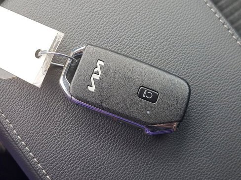 Used 2024 Kia Soul EX image 29