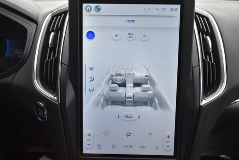 Used 2022 Ford Edge Titanium w/ Equipment Group 301A image 26