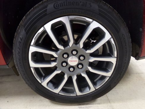 Used 2021 GMC Acadia Denali w/ Denali Technology Package image 33