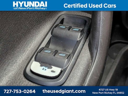 Used 2019 Ford Fiesta SE image 23