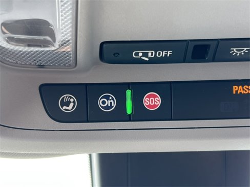 Used 2021 Chevrolet Equinox LT w/ LPO, Floor Liner Package image 25