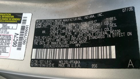 Used 2005 Toyota Sienna XLE image 41