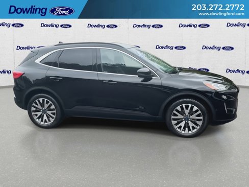 Used 2020 Ford Escape Titanium image 4