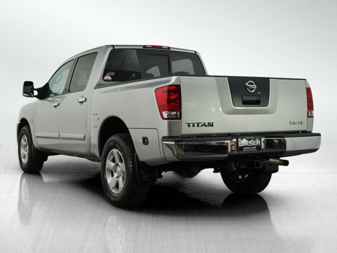 Used 2004 Nissan Titan SE image 3