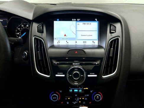 Used 2016 Ford Focus Titanium w/ Titanium Cold Weather Package image 13