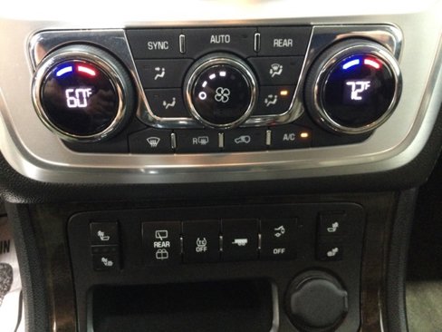 Used 2014 GMC Acadia SLT image 26