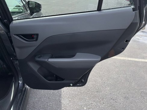 Certified 2025 Subaru Crosstrek 2.5i Premium image 30