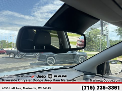 Used 2023 Nissan Murano SV image 17