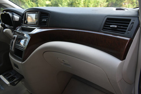Used 2016 Nissan Quest SV w/ Leather Package image 21