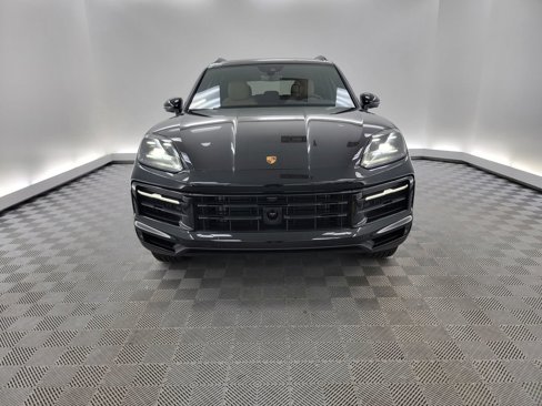 New 2026 Porsche Cayenne image 6