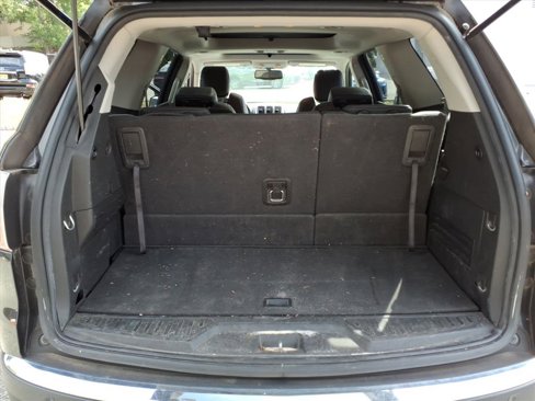 Used 2011 GMC Acadia SLT image 8