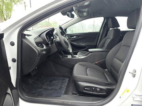 Used 2023 Chevrolet Malibu LT image 19