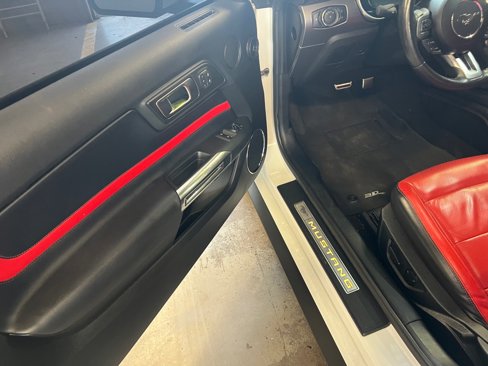 Used 2020 Ford Mustang GT Premium w/ Equipment Group 401A image 7