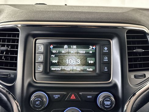 Used 2015 Jeep Grand Cherokee Laredo w/ Quick Order Package 23E image 16
