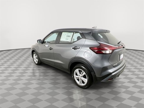 Certified 2025 Nissan Kicks Play S image 6
