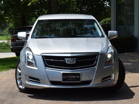 Used 2017 Cadillac XTS Luxury image 7