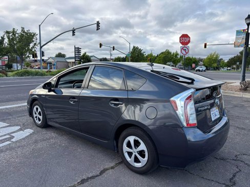 Used 2014 Toyota Prius Four image 5