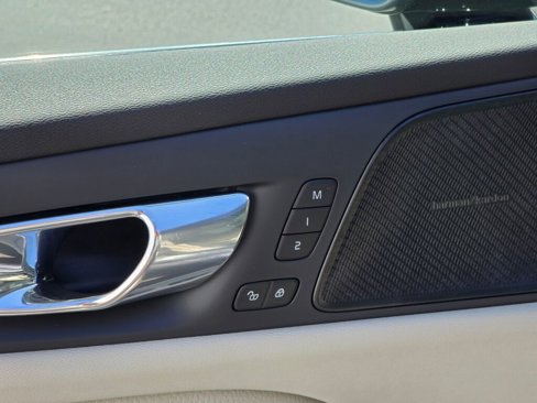 Used 2019 Volvo S60 T5 Inscription image 26