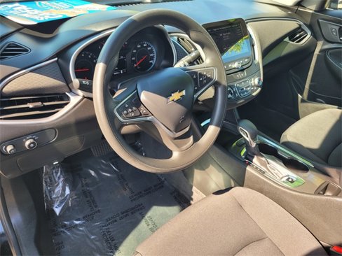 Used 2023 Chevrolet Malibu LT image 12