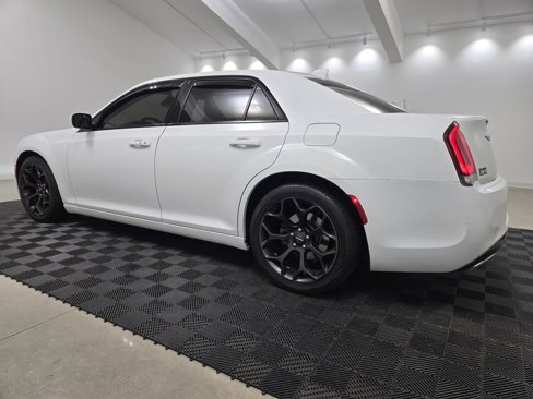 Used 2020 Chrysler 300 S image 4