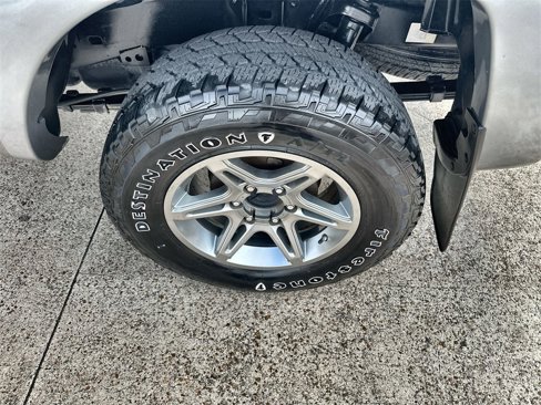Used 2014 Toyota Tacoma PreRunner image 12