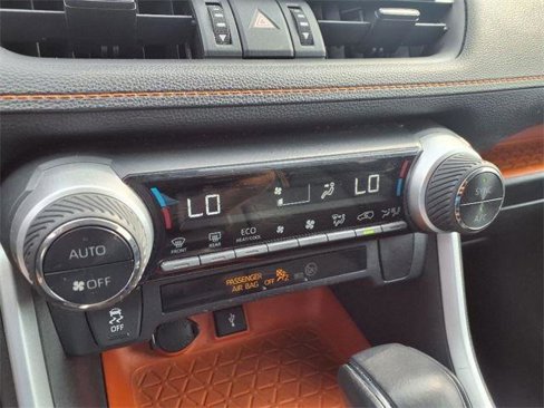 Used 2020 Toyota RAV4 Adventure image 18