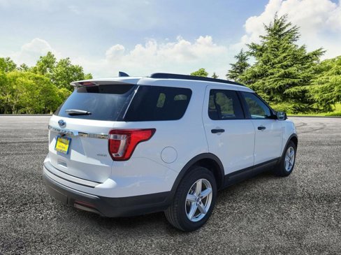 Used 2018 Ford Explorer 4WD image 7