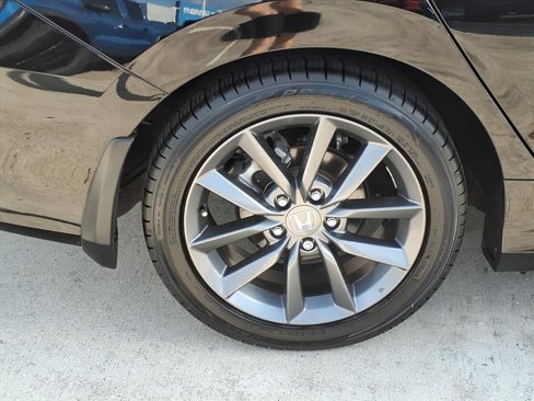 Used 2021 Honda Civic EX image 13