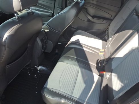 Used 2017 Ford Escape SE w/ Equipment Group 201A image 11
