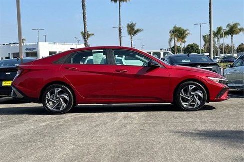 Certified 2025 Hyundai Elantra Sport image 3
