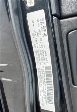 Used 2015 Jeep Grand Cherokee Limited image 22