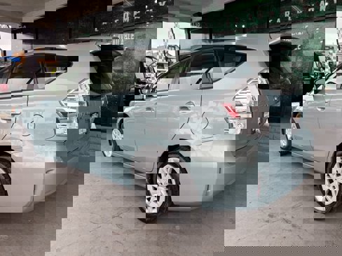 Used 2013 Toyota Prius V Two image 6