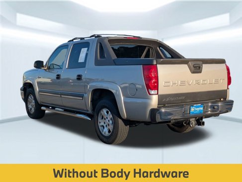 Used 2005 Chevrolet Avalanche Z66 w/ Preferred Equipment Group image 4