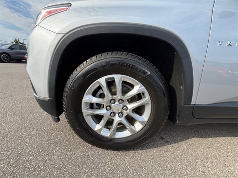 Used 2020 Chevrolet Traverse LT w/ Driver Confidence II Package image 50