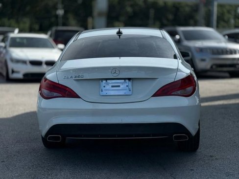 Used 2016 Mercedes-Benz CLA 250 image 5