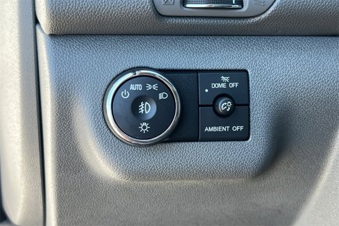 Used 2017 Chevrolet Traverse Premier image 35