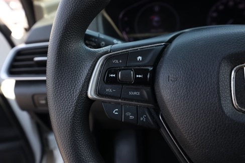 Used 2020 Honda Accord LX image 25