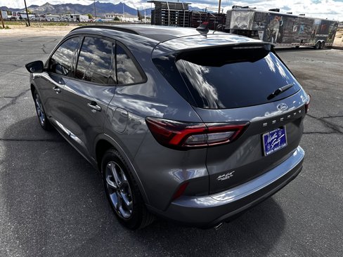 Used 2023 Ford Escape ST-Line image 7