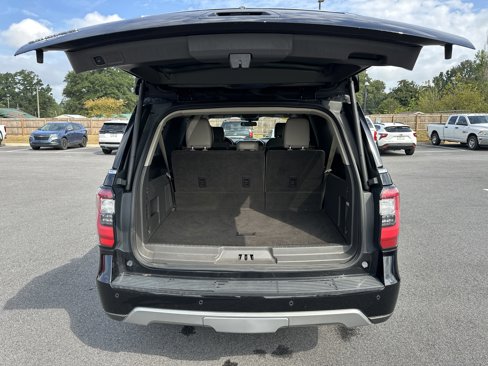 Used 2020 Ford Expedition Max Limited image 18
